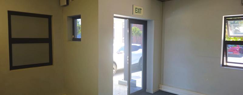 To Let commercial Property for Rent in Maitland Western Cape
